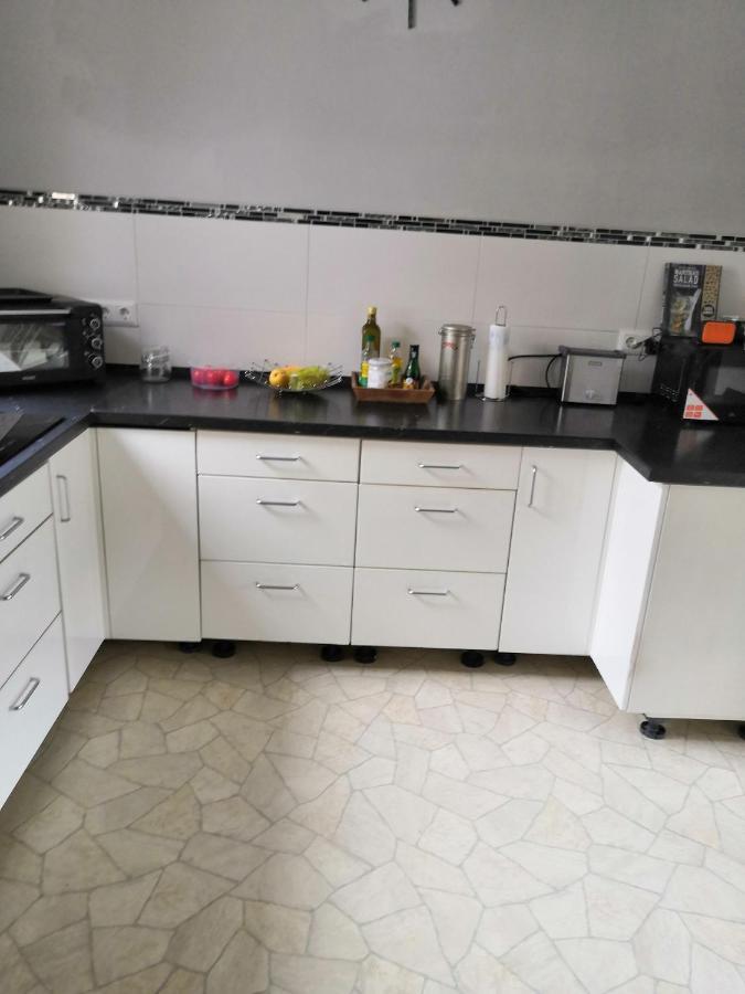 Zu Hause Auf Zeit Bei Marion Apartamento Bobbau Exterior foto